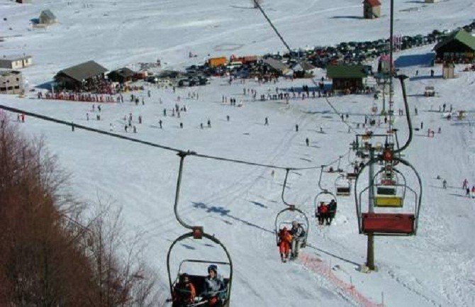 Povrijeđen radnik na žičari 