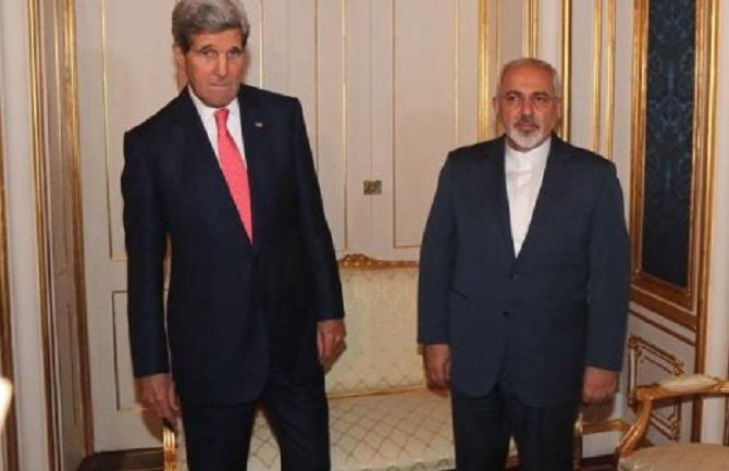 Keri i Zarif u Parizu o pregovorima u vezi s iranskim nuklearnim programom 