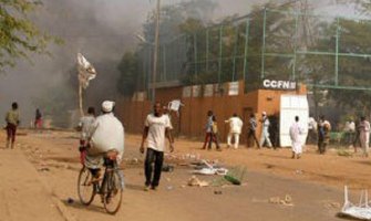 Zapaljene crkve na protestima u Nigeru