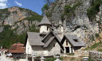 U manastiru Kumanica se događaju veća čuda nego pod  Ostrogom