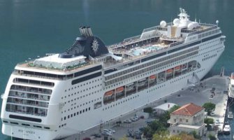 U kotorsku luku  uploviće 400 putničkih brodova