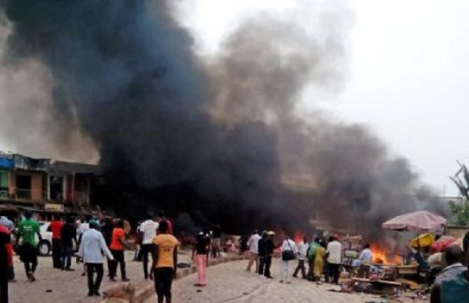 U samoubilačkom napadu povrijeđeno 18 osoba