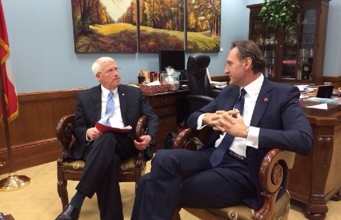 Građane Crne Gore detaljnije informisati o prednostima članstva u NATO