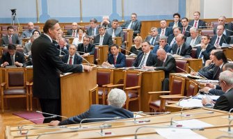 Za službena putovanja potrošiće se 190.000€