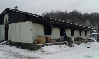 Mojkovac: Izgorjela baraka, potrebna pomoć