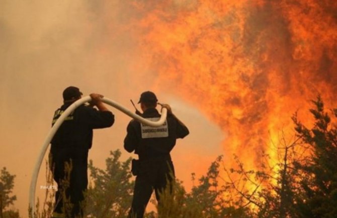 Turska: Najmanje 19 povrijeđenih osoba u požaru 