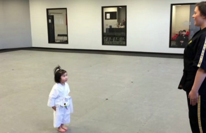 Ona ima samo tri godine i trenira Tekvondo (VIDEO)