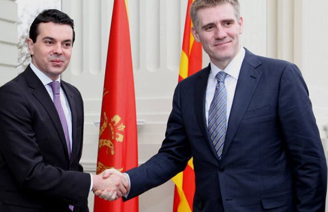 Pariz: Crnogorska i makedonska ambasada pod istim krovom