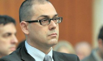  U igrama velikih sila, za CG najpametnije da se drži po strani