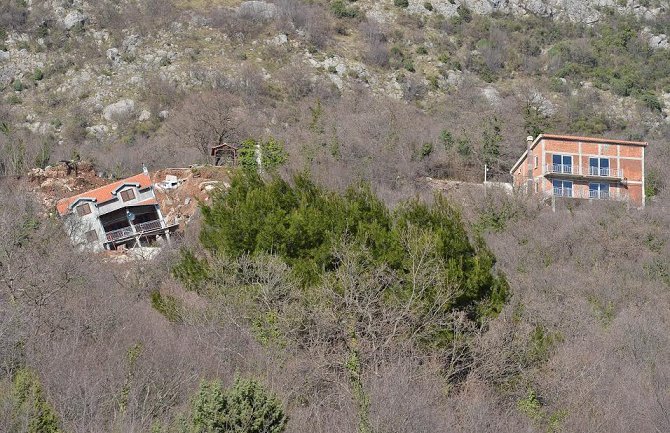 Klizište urušilo kuću Milivoja Markovića