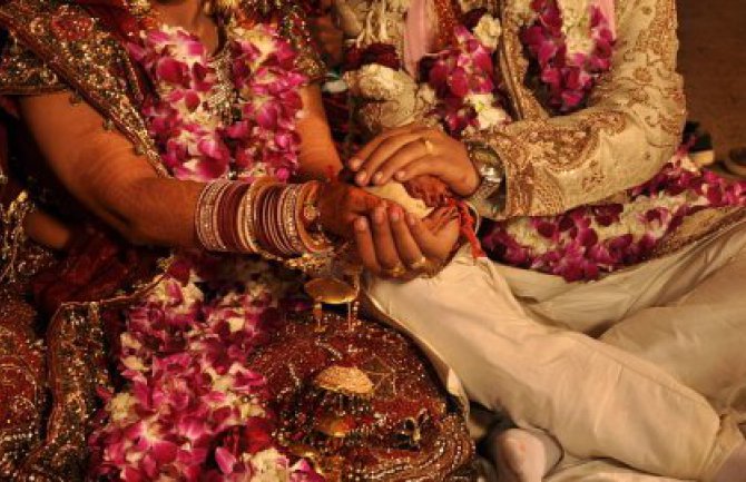 Indijka prekinula vjenčanje jer mladoženja nije znao sabrati 15 i 6