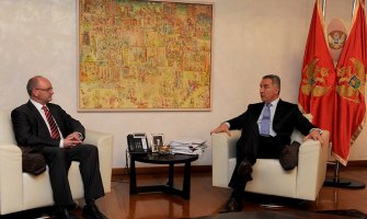 Ulaganje i rad sa mladima jača privredu i ekonomiju