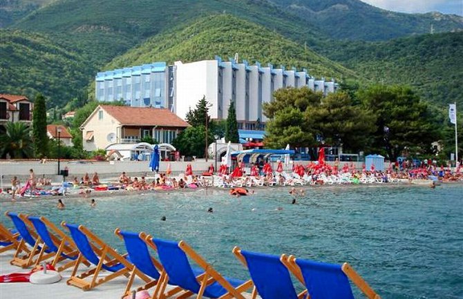 Šesnaest albanskih radnika biće protjerano