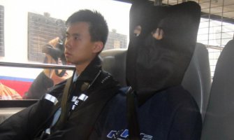 Masakrirao roditelje, pa im odrubljene glave ostavio u frižider