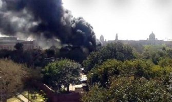 Izbio požar u zgradi parlamenta
