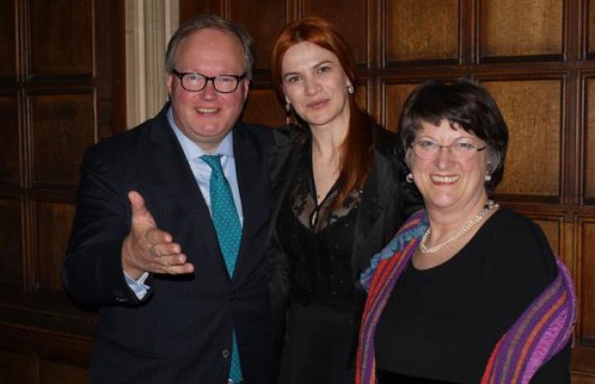 Liberali kreiraju nove kampanje za liberalizam