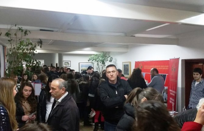 Otvoren ''Summer Job 2015'' u Bijelom Polju