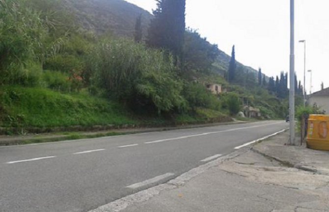 U saobraćajnoj nezgodi lakše povrijeđene dvije osobe