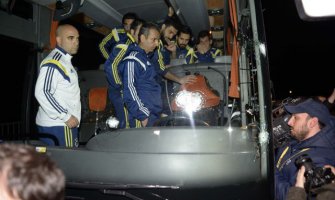 Uhapšeni napadači na autobus Fenerbahčea