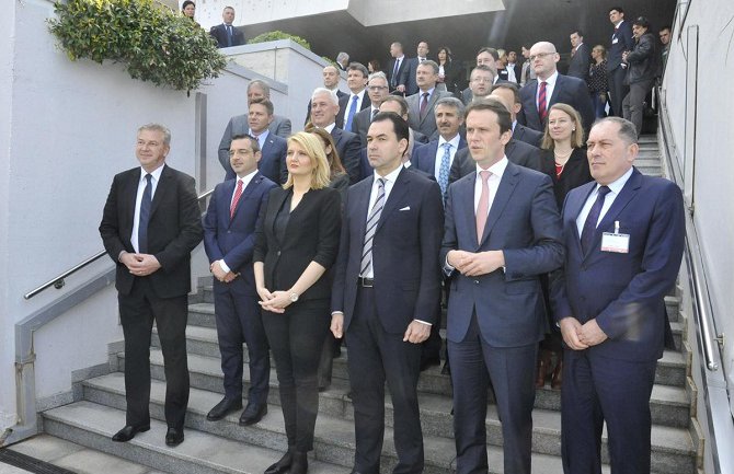 Ni jedna zemlja se ne može sama boriti sa prijetnjama terorizma