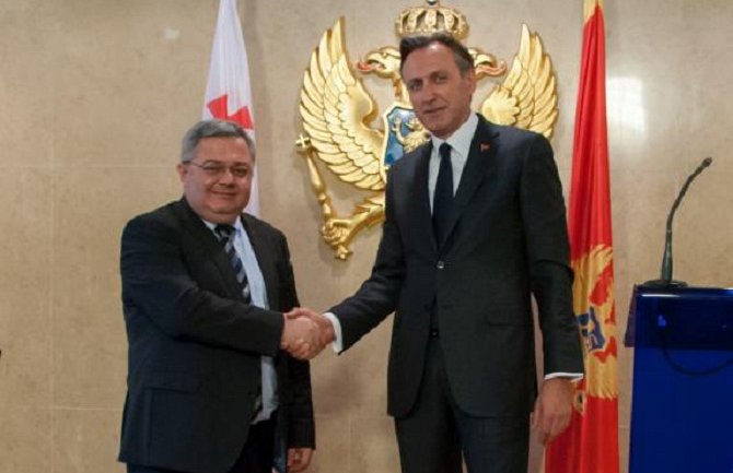 Ova godina odlučujuća za Crnu Goru i važna za Gruziju