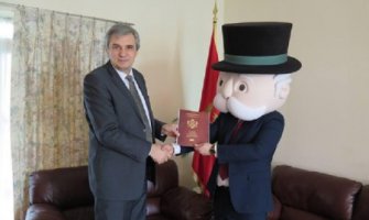 Gospodinu Monopolu pasoš Crne Gore