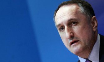 Vuksanović: U Crnoj Gori ugroženi srpski jezik i ćirilica