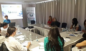 CRNVO jača kapacitete NVO sa juga