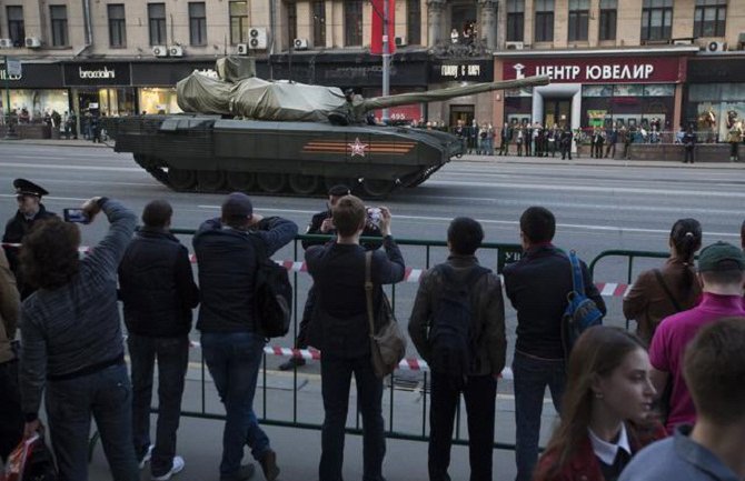 Moskva pokazala najnovije oružje