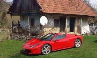 Kuća nije bitna, bitan je Ferrari