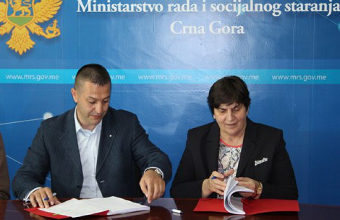 Za bolji ekonomski položaj zaposlenih