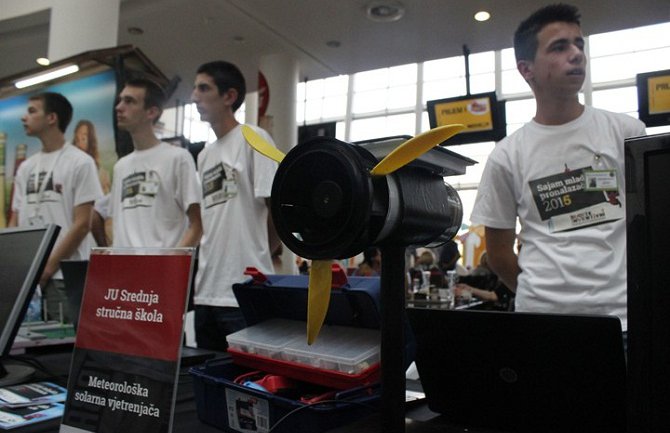 Meteorološka solarna vjetrenjača pobjednik Sajma mladih pronalazača Crne Gore
