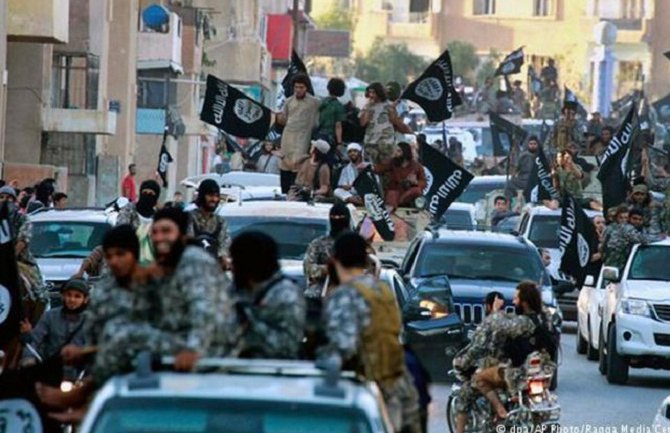 Evakuacija građana Palmire, nakon upada ISIL-a