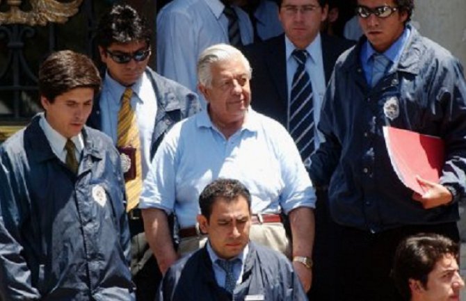 Bivši šef ozloglašene čileanske tajne službe  služi ukupno više od 500 godina zatvora