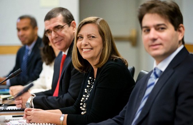 SAD i Kuba obnavljaju diplomatske odnose