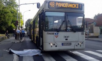 Starijeg muškarca pregazio autobus