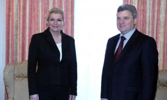 Predsjednici zemalja regiona na bilateralnim sastancima na Samitu 100