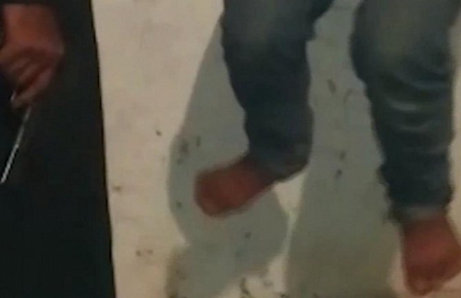 Džihadisti snimili mučenje četrnaestogodišnjeg sirijskog dječaka (Video)