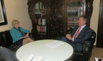 Snaženje saradnje sa SAD-om