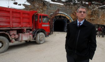 Lompar podnio ostavku 