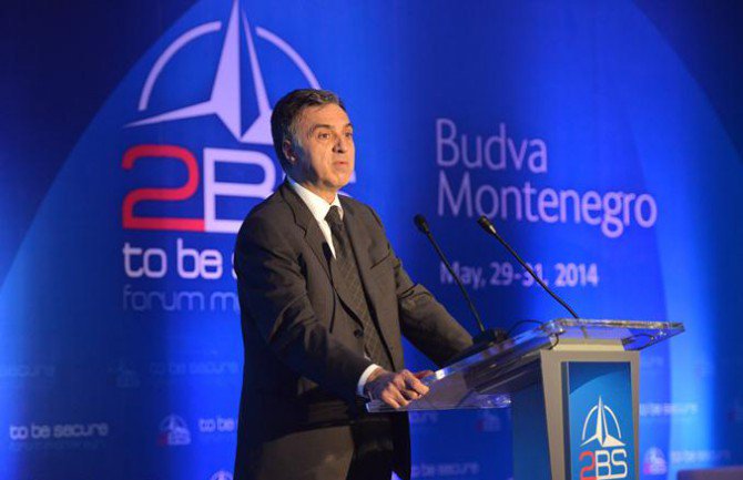 Danas o terorizmu govore Vujanović, Grabar-Kitarović, Krivokapić...