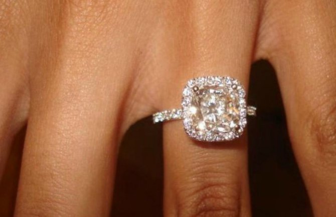 Kako odabrati savršen vjerenički prsten