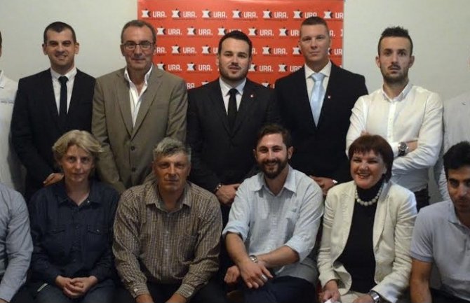 Glendža: Potonja je ura da zaustavimo ekonomsko pustošenje Cetinja