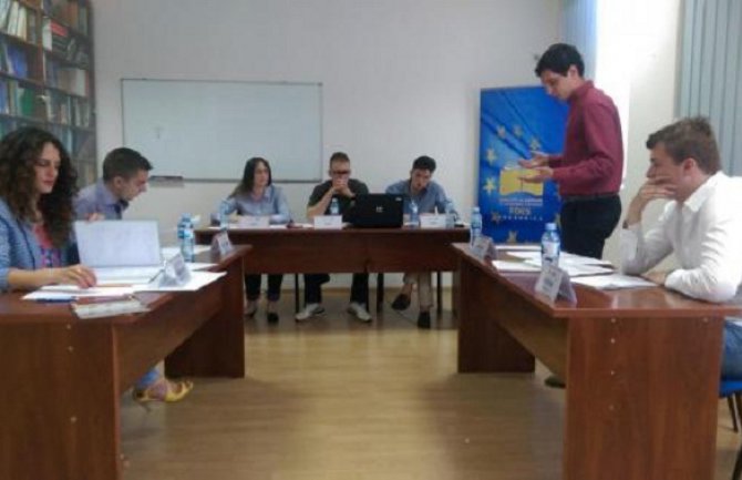 U Brisel putuje šest studenata