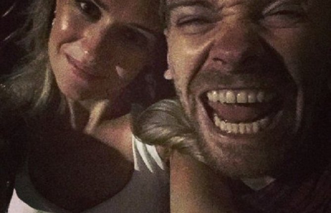 Kanadski pjevač i njegova djevojka pronađeni mrtvi u kontejneru (Video)