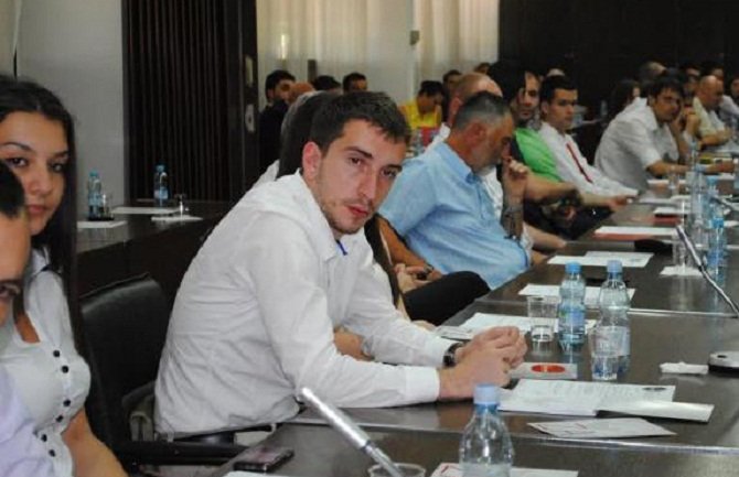 U Riđanima je divlja deponija radioaktivnog otpada