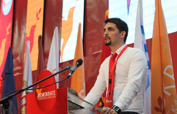 Leković: Ljetnja sezona na našem primorju traje jedva mjesec dana