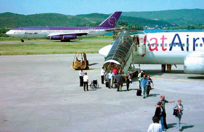 Na tivatskom aerodromu paprene cijene