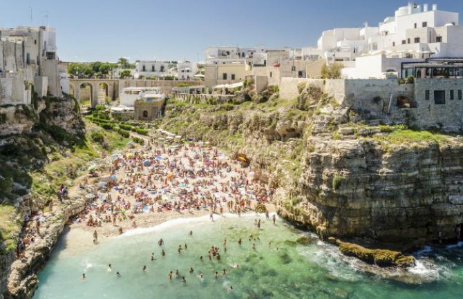 Polinjano a Mare – jedna od najljepših plaža na svijetu (VIDEO)