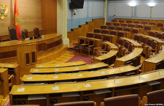 Etički kodeks mrtvo slovo na papiru